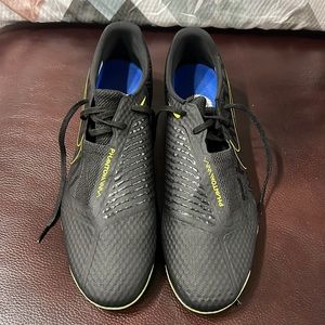 Black and Neon Green Nike Phantom VNM Cleats
